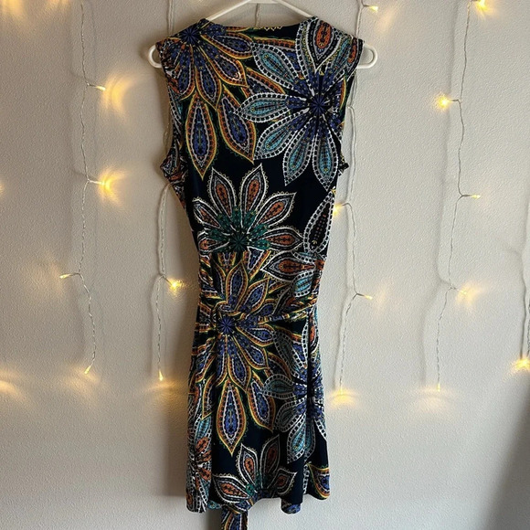 Banana Republic Floral Mandala Printed Surplice Dress - Picture 2 of 4